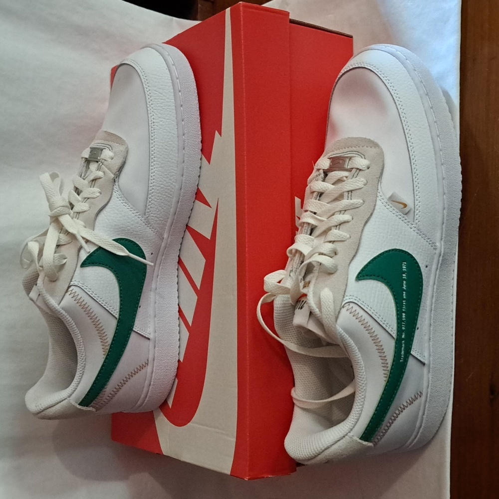 NIB Nike Court Vision Lo Premium Tennis Shoes Mens Size 10.5